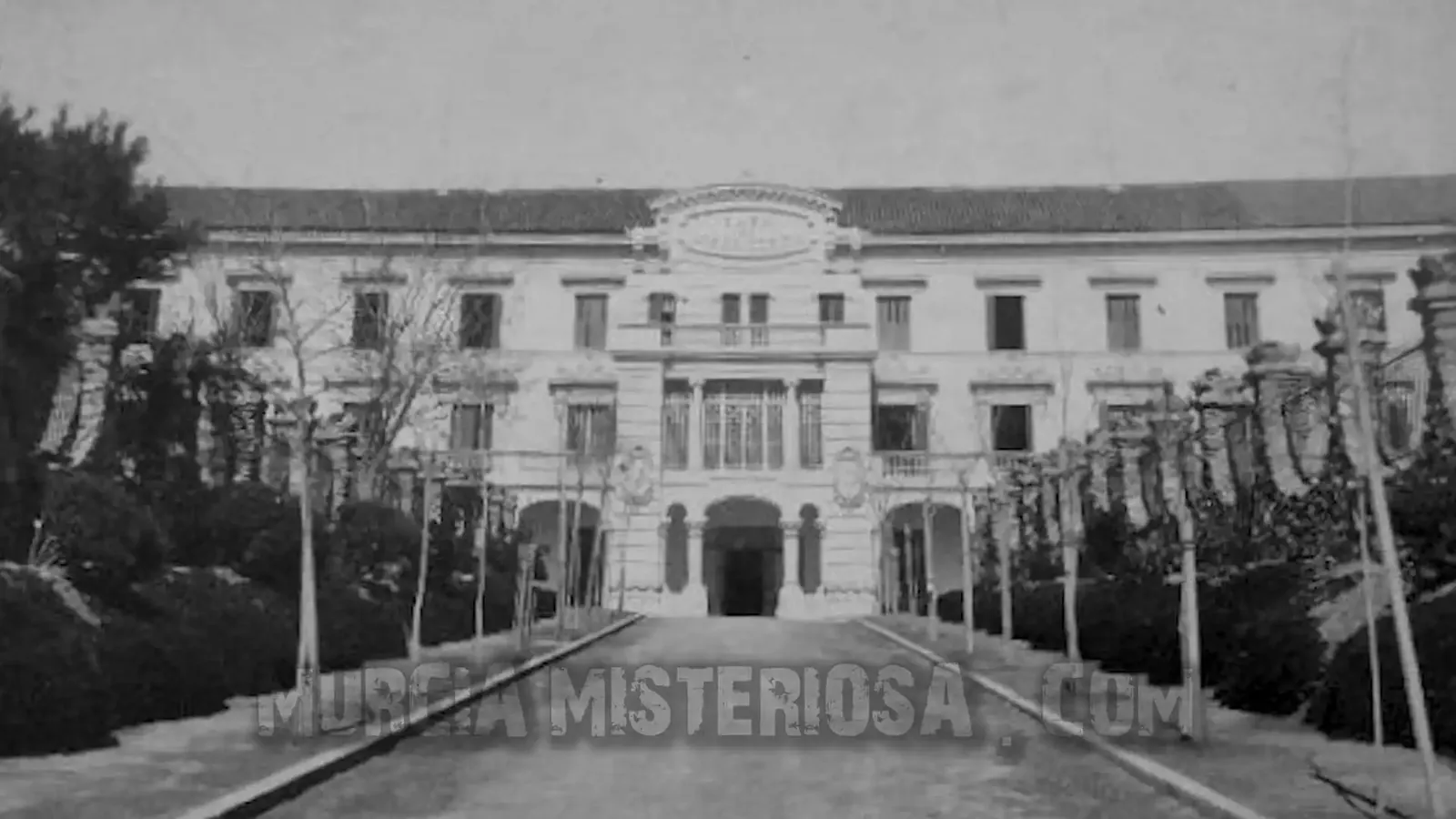 Fachada antigua – Fotografías que hablan #4 – Casa Misericordia