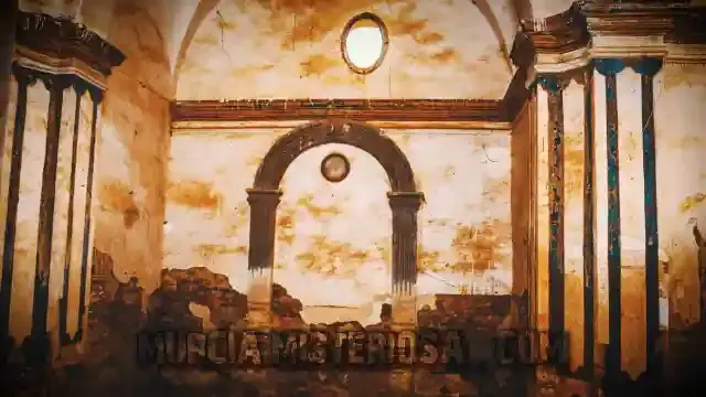 Interior ermita – Profanación panteón