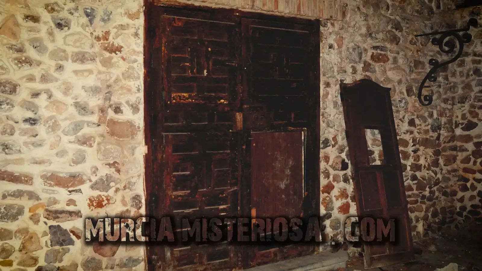 Puerta – Torre Aledo – Casa Carolina Codorniú y Bosch
