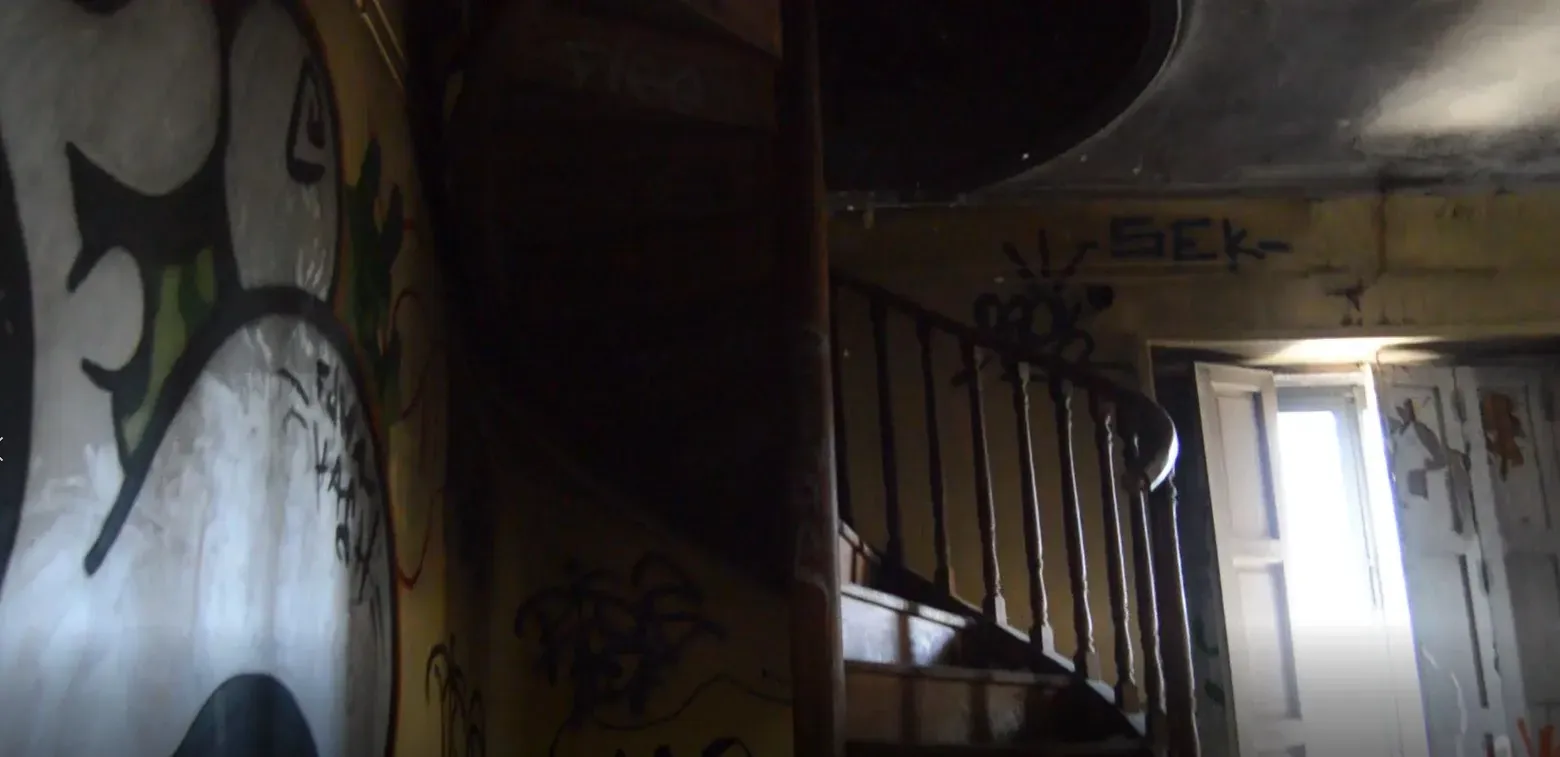 Escalera de caracol – Torre Aledo – Casa Carolina Codorniú y Bosch